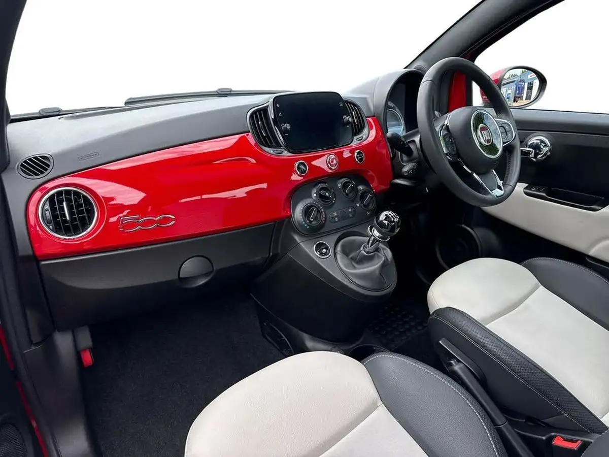 2022-fiat-500-10-dolcevita-big-13