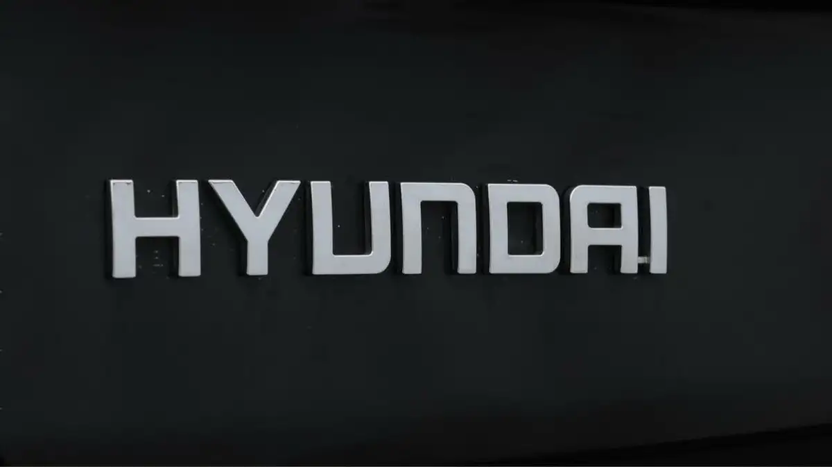2019-hyundai-i30-14-t-gdi-n-line-hatchback-big-21
