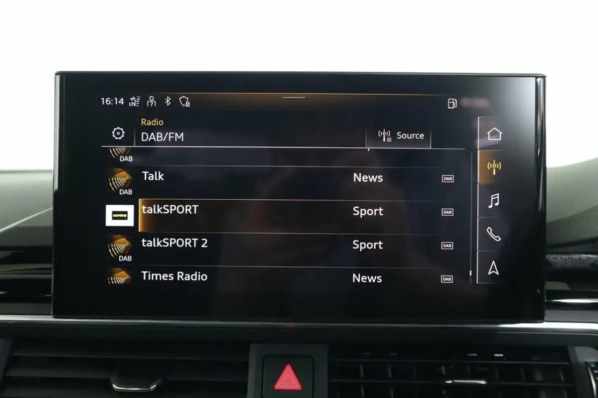 2021-audi-a4-20-35-tdi-s-line-big-37