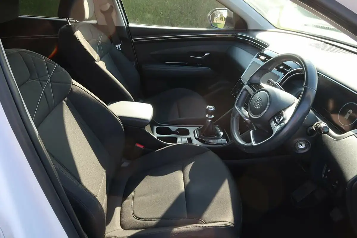 2021-hyundai-tucson-16-t-gdi-se-connect-150ps-big-22