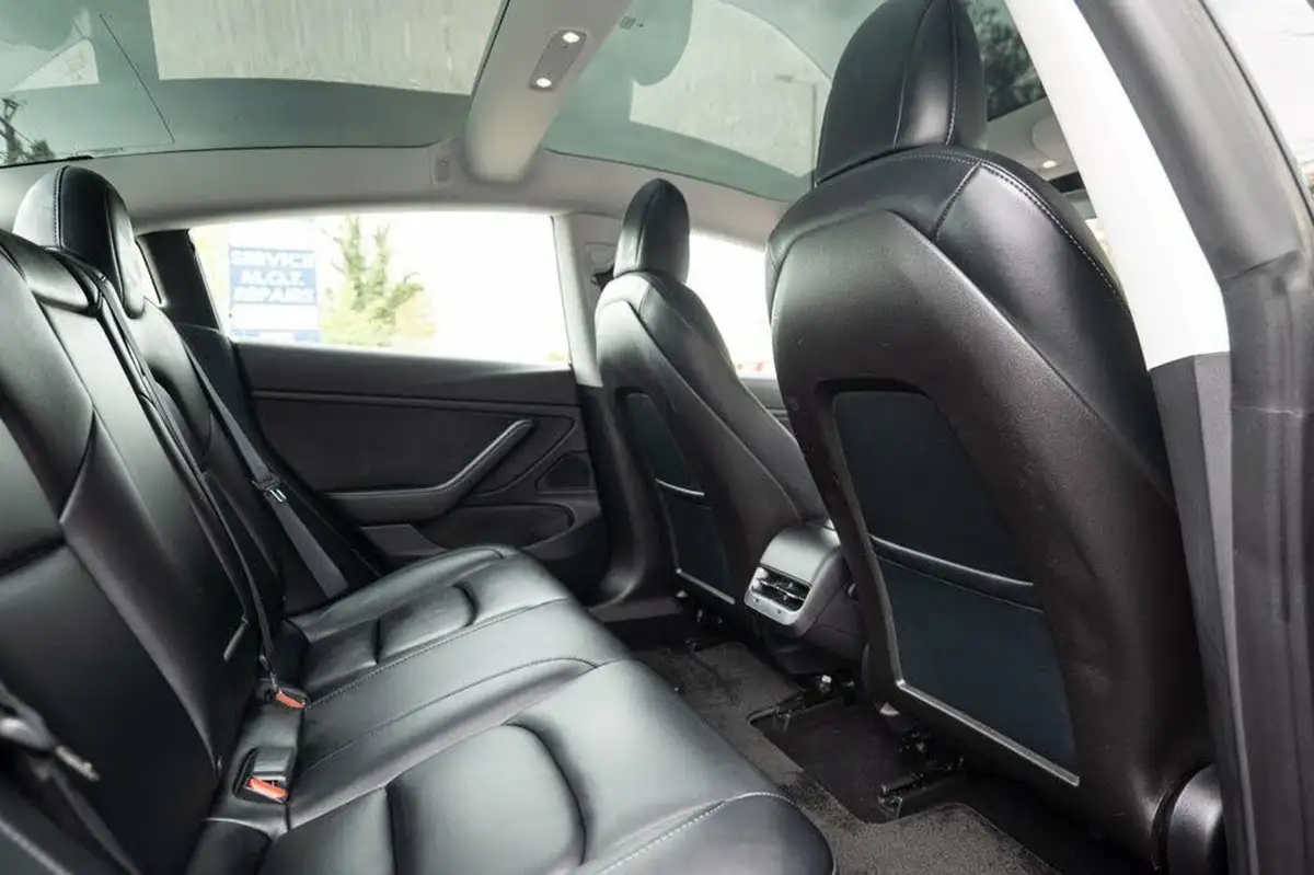 2020-tesla-model-3-e-standard-plus-big-23