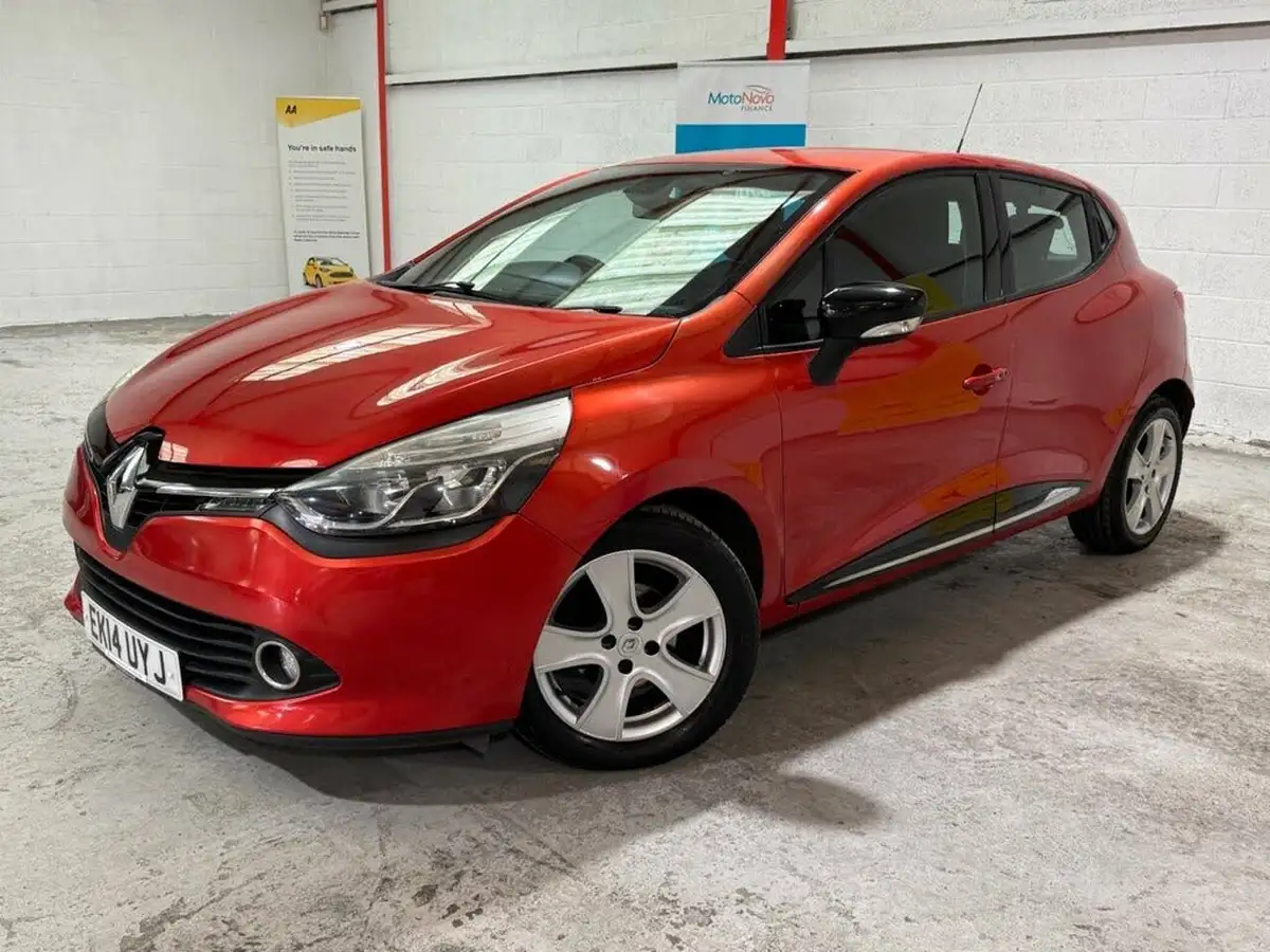 2014-renault-clio-15td-dynamique-medianav-edc-auto-big-35