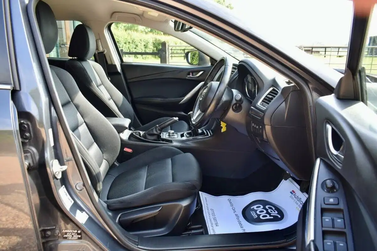 2013-mazda-mazda6-22d-se-l-nav-tourer-5d-big-28