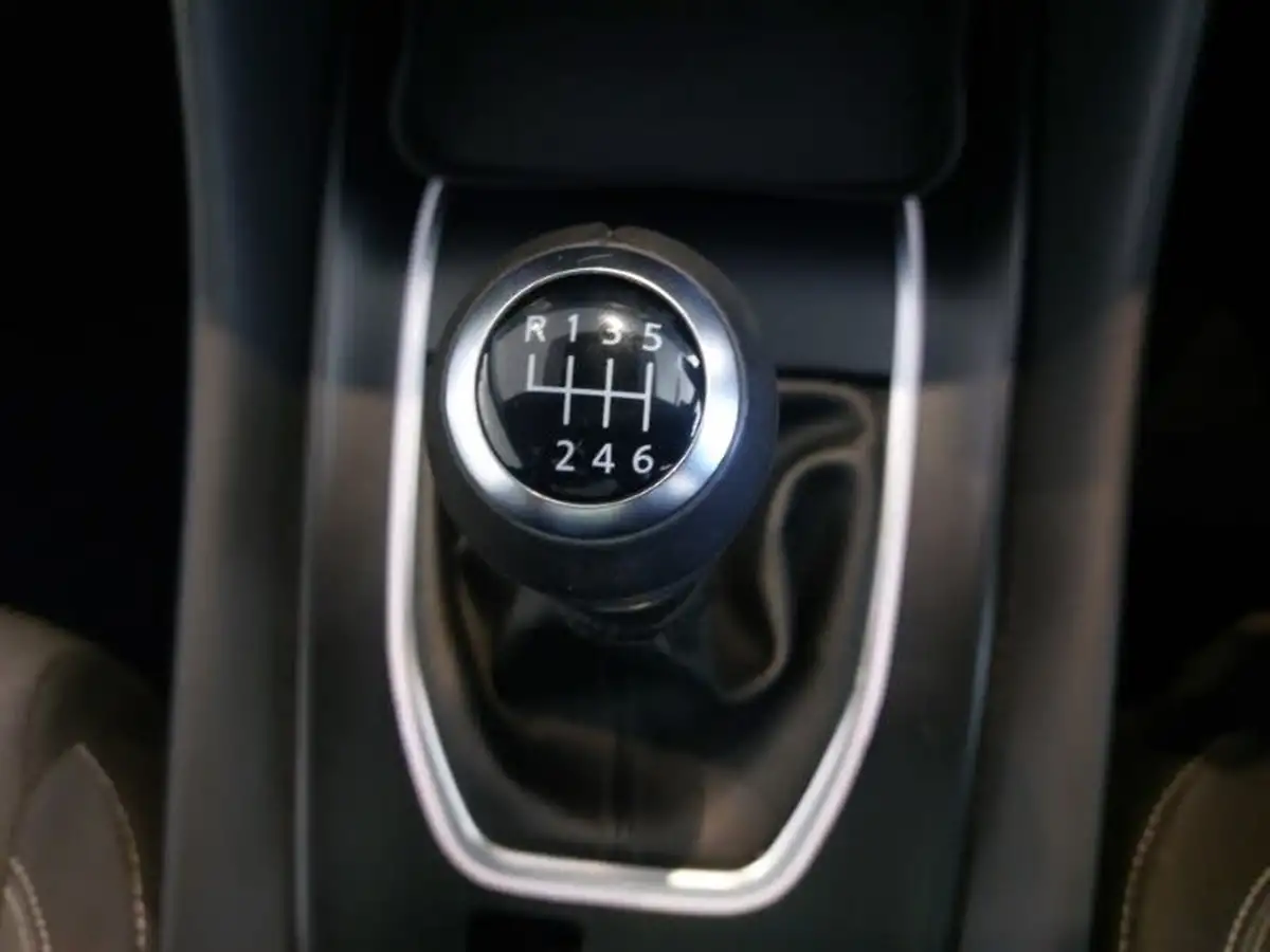 2022-nissan-qashqai-13-dig-t-n-connecta-140ps-big-16