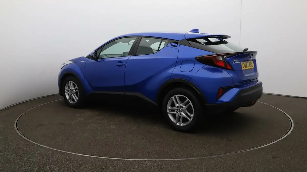 2022-toyota-c-hr-18-vvt-i-icon-big-36