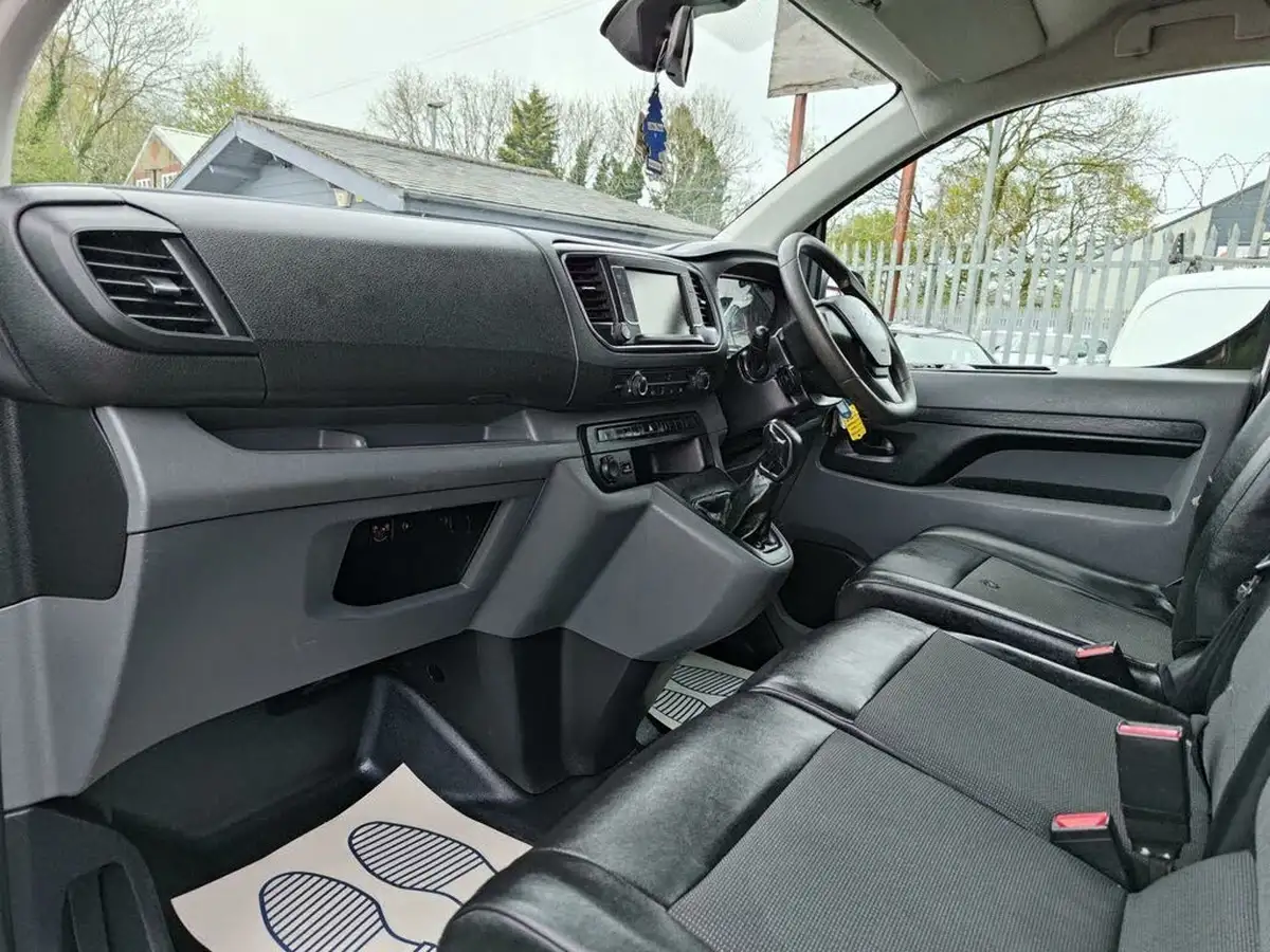 2018-citroen-dispatch-16bluehdi-x-m-1000-95pseu6-big-7