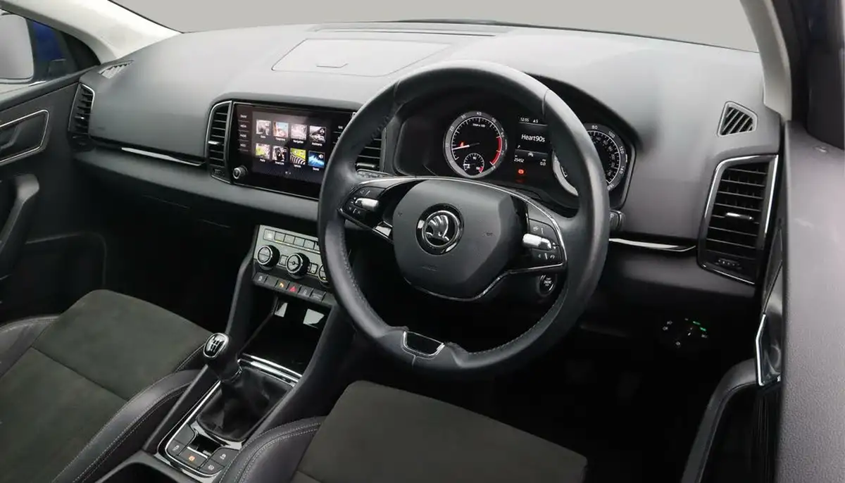 2021-skoda-karoq-15-tsi-se-l-big-9
