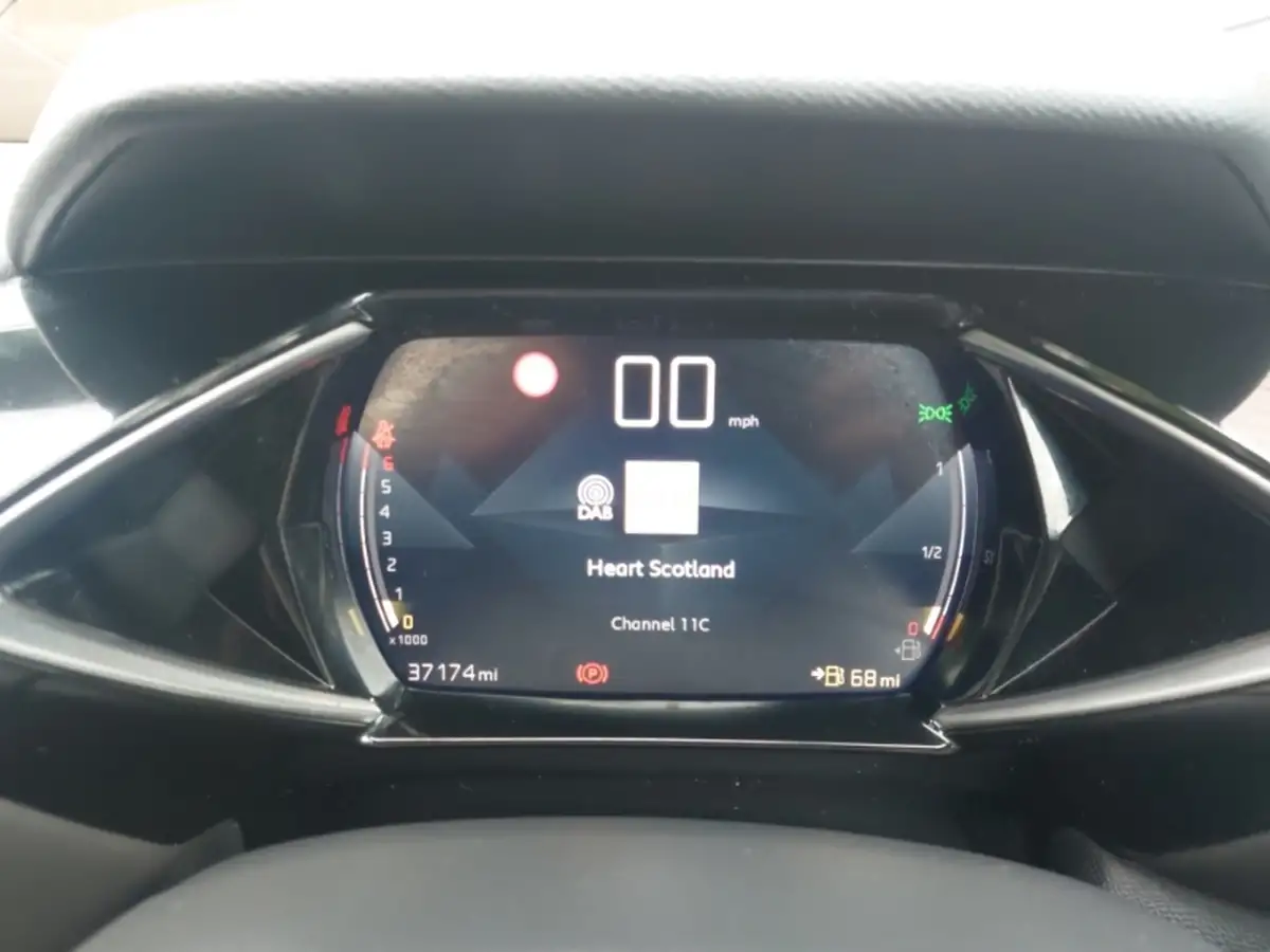 2018-honda-civic-10-vtec-turbo-se-129ps-hatchback-5d-cvt-big-10