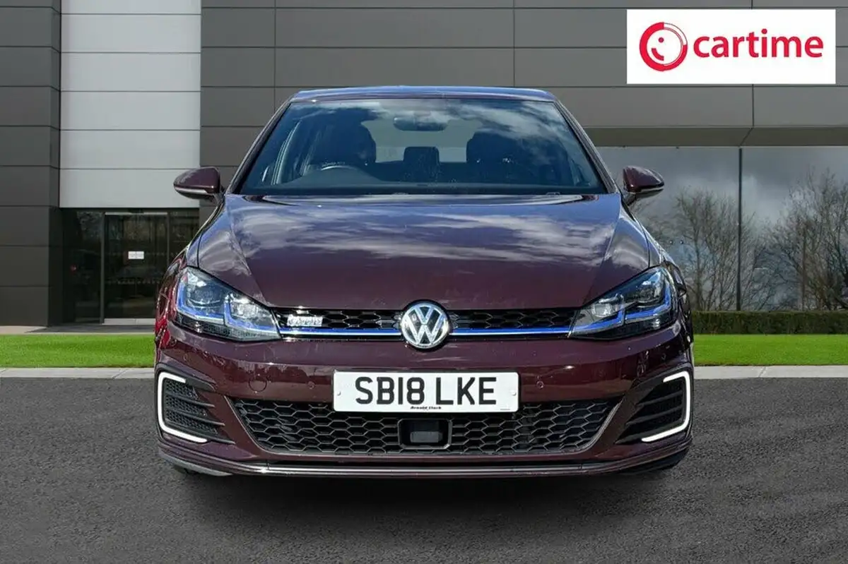 2018-volkswagen-golf-14-tsi-gte-big-4
