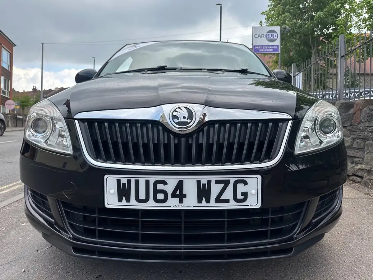 2014-skoda-fabia-12-se-12v-69ps-hatchback-1198cc-big-1