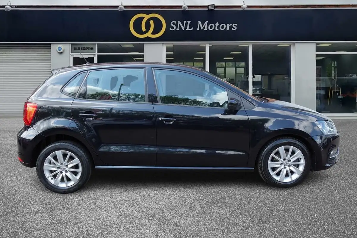 2016-volkswagen-polo-12-tsi-se-5d-dsg-big-3