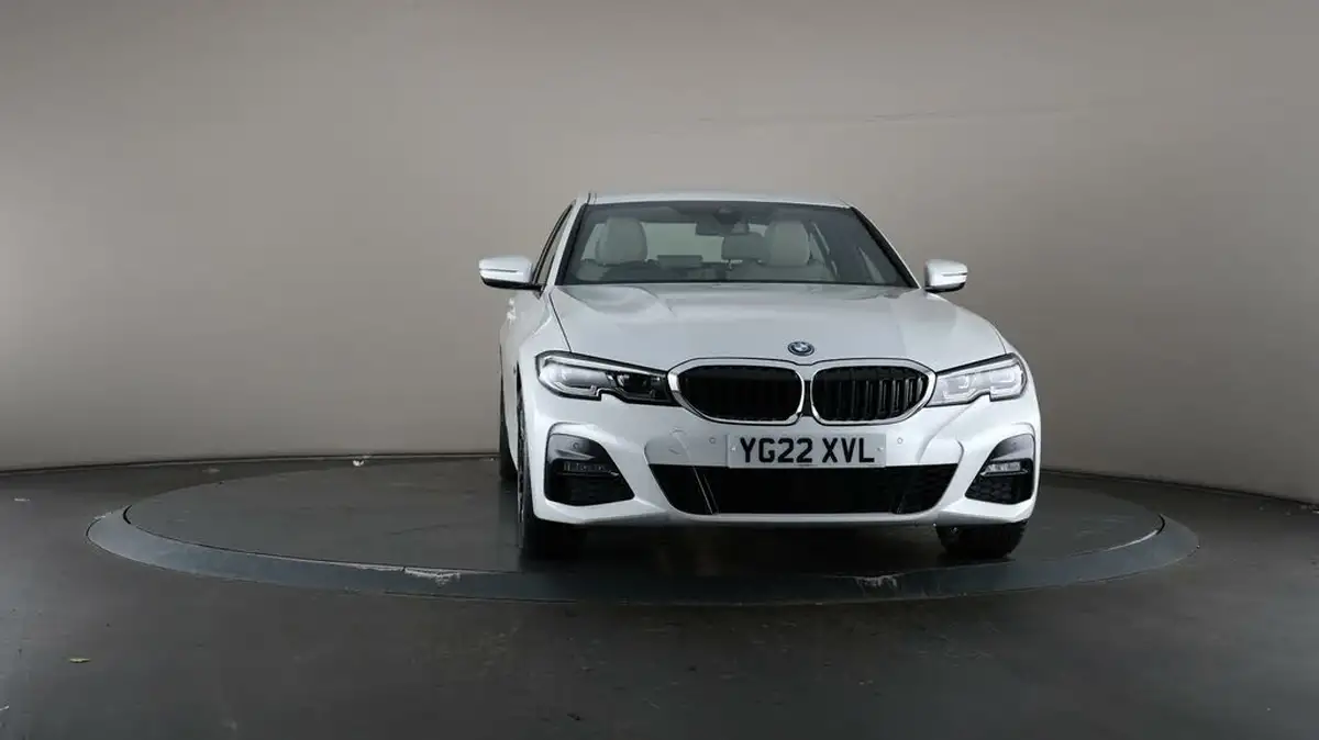 2022-bmw-3-series-20-330e-m-sport-pro-pack-saloon-4d-big-49