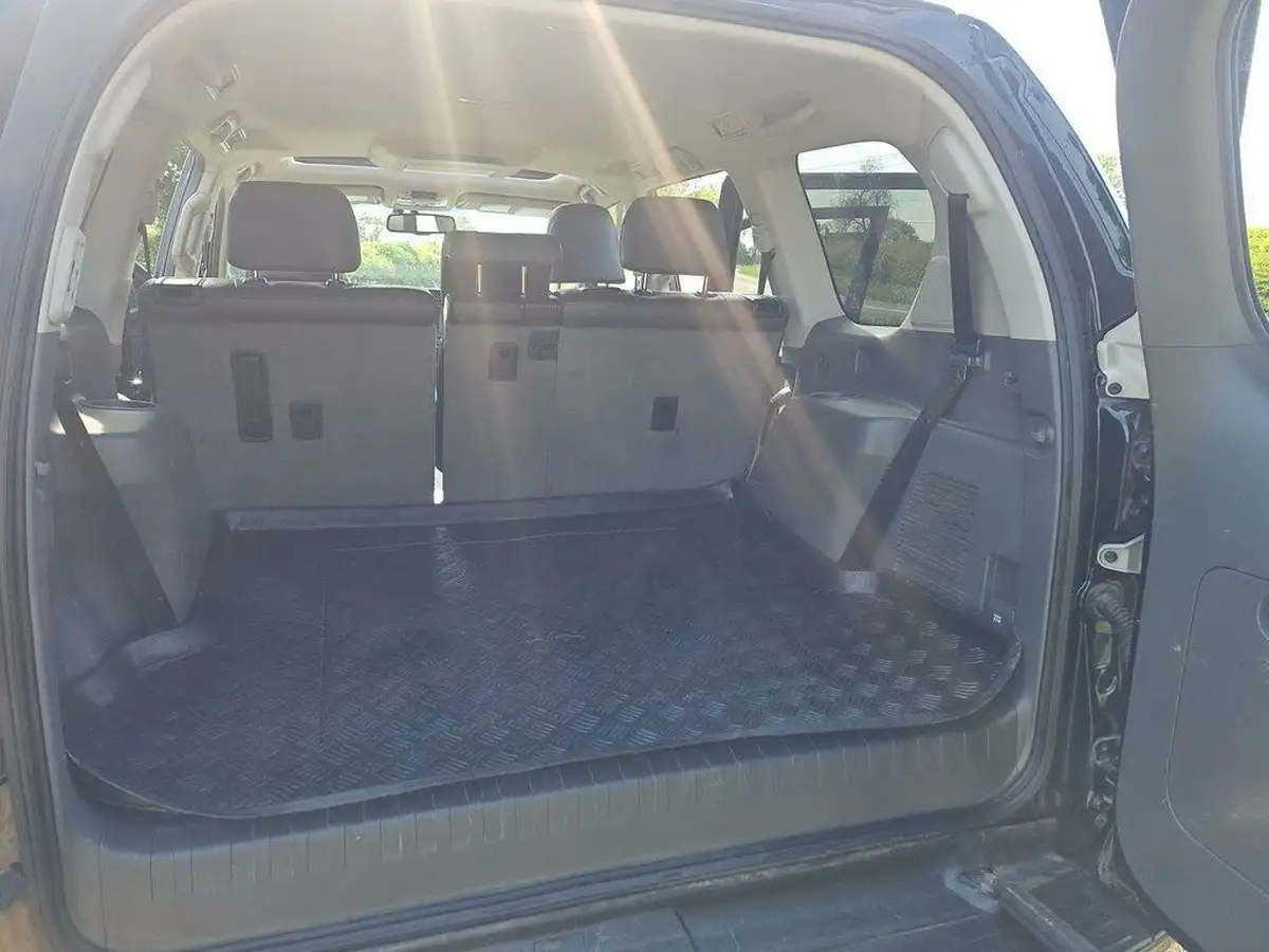 2013-toyota-land-cruiser-30td-lc5-big-21