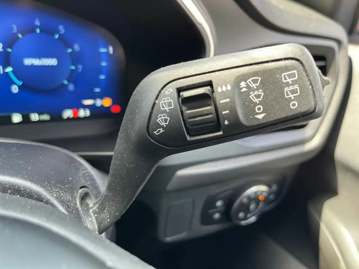 2022-ford-focus-big-23