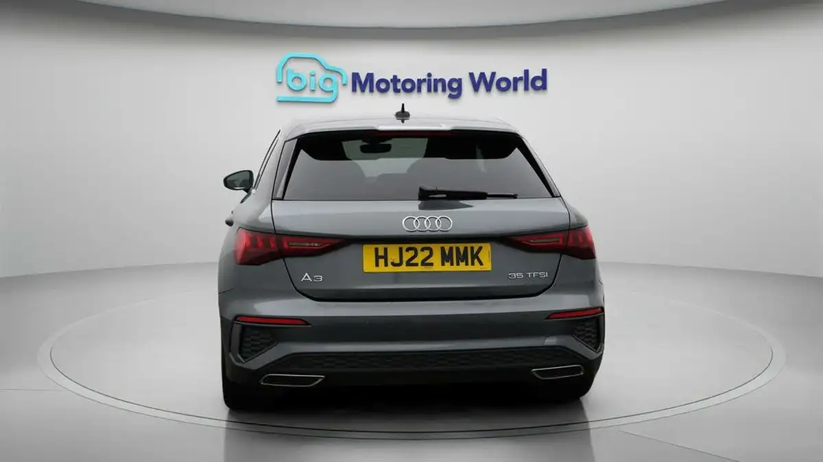 2022-audi-a3-15-35-tfsi-s-line-sportback-5d-big-6