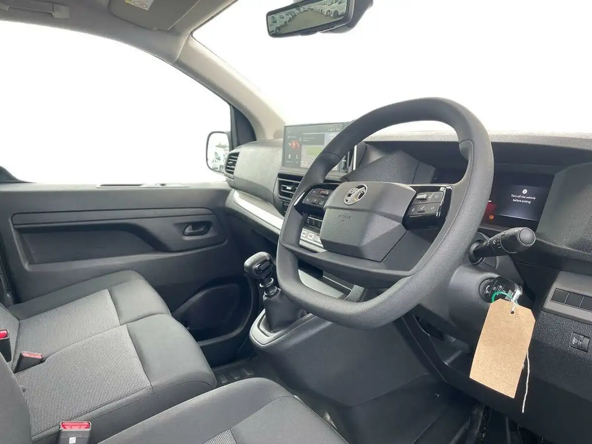 2024-vauxhall-vivaro-15td-xl-pro-big-5