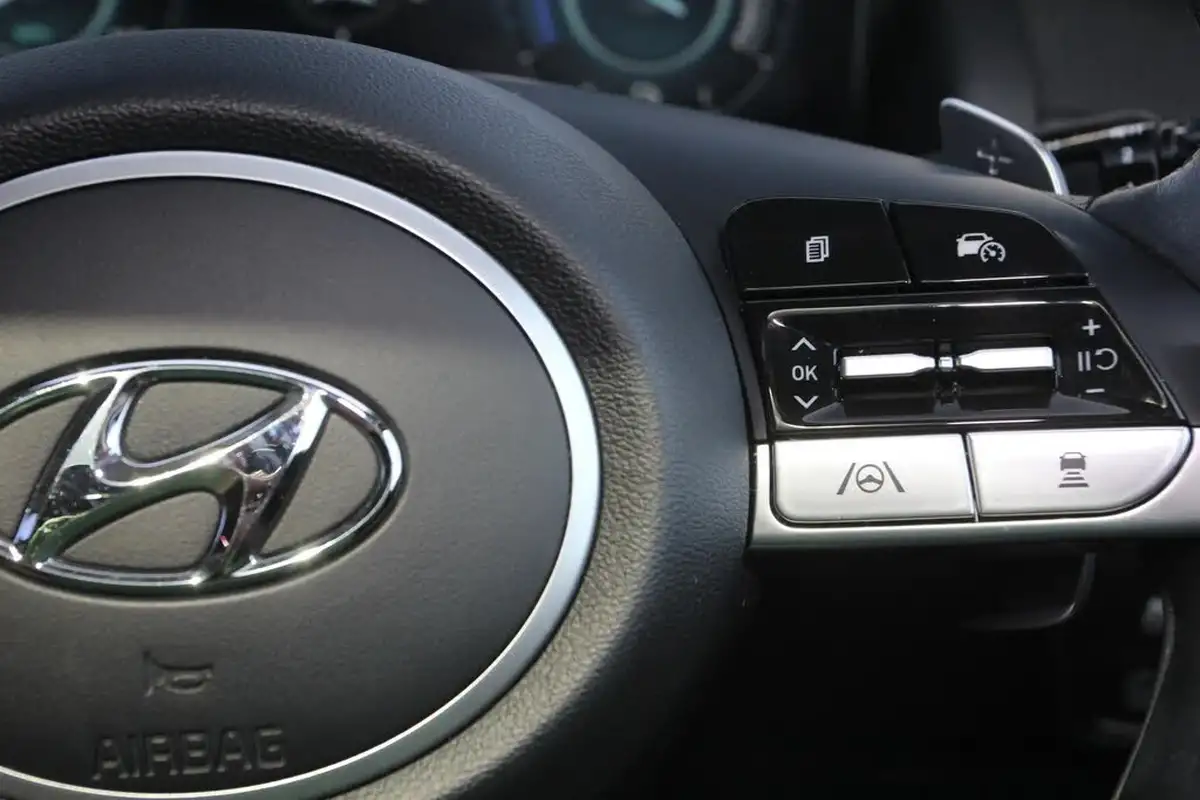 2021-hyundai-tucson-16-t-gdi-ultimate-230ps-hybrid-auto-big-22