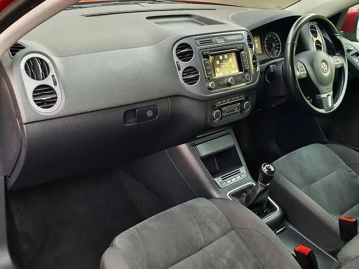 2014-volkswagen-tiguan-20tdi-match-140ps-2wd-bluemotion-tech-big-6
