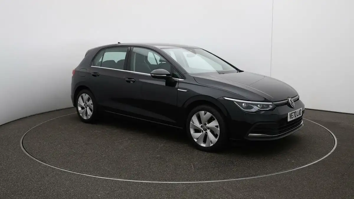 2021-volkswagen-golf-15-tsi-style-150ps-hatchback-big-44