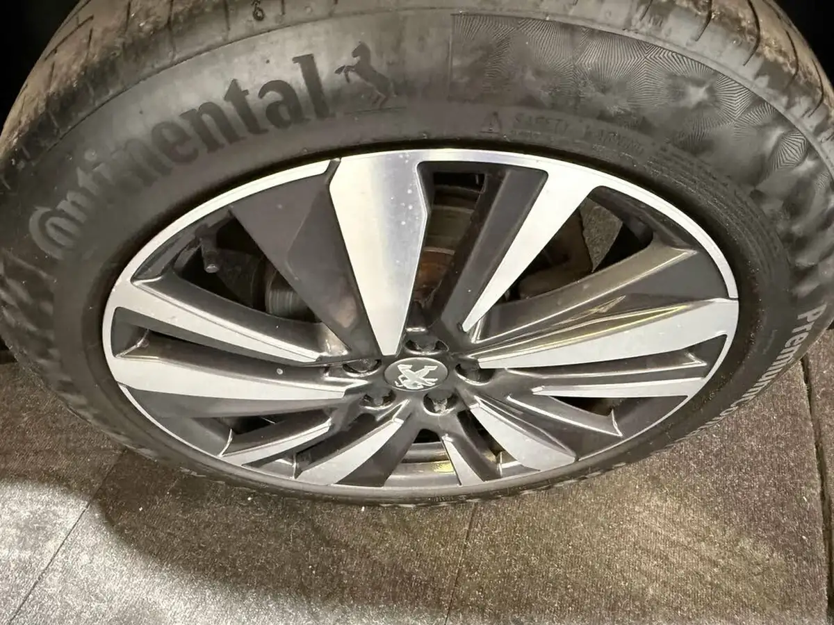 2020-peugeot-3008-suv-12-puretech-gt-line-eat8-big-53