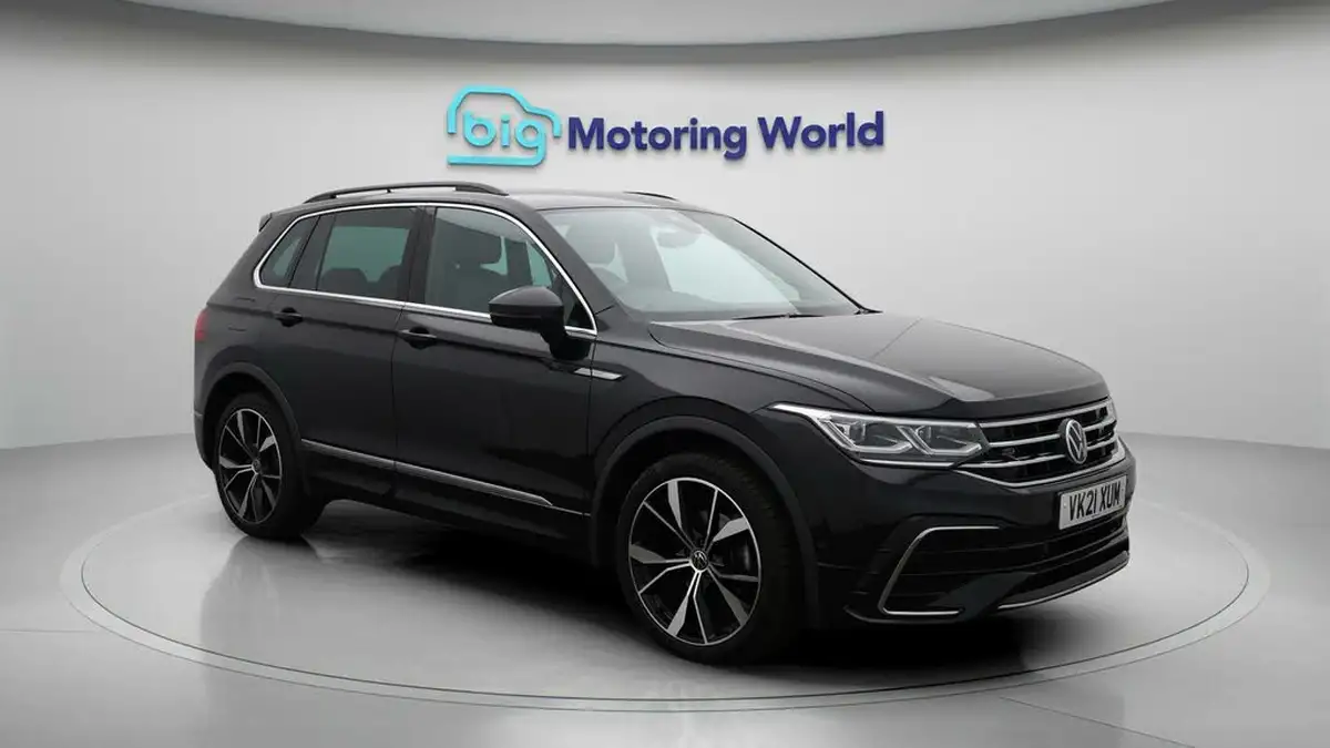 2021-volkswagen-tiguan-15-tsi-r-line-big-1