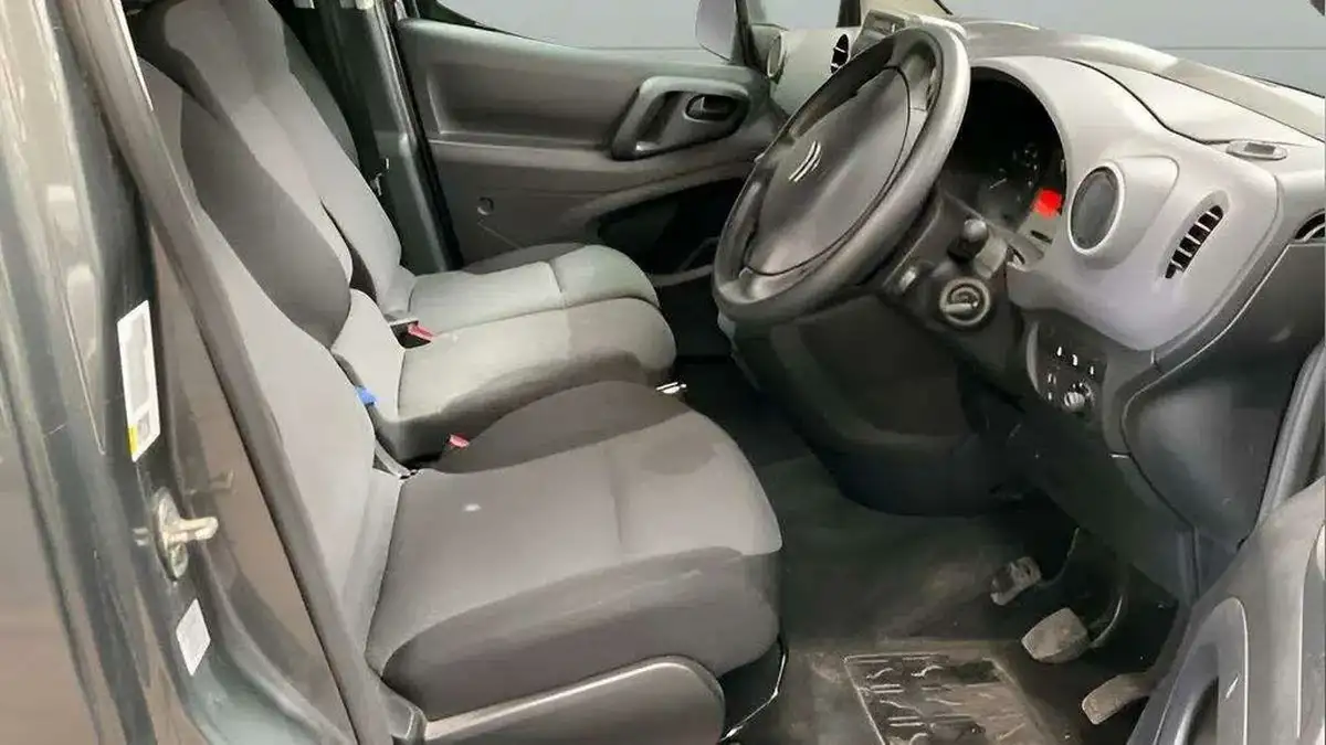 2018-citroen-berlingo-16td-l1625-enterprise-special-edition-panel-big-7