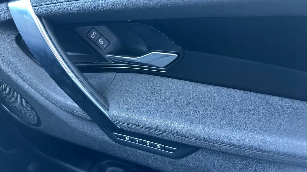 2020-land-rover-discovery-sport-20-d180-se-big-21