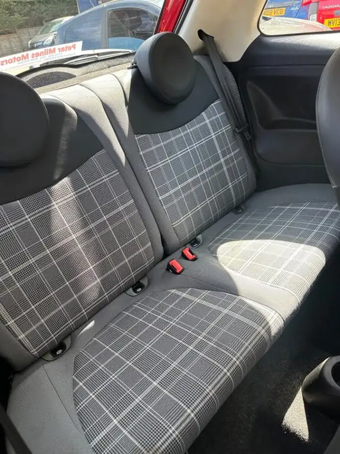 2018-fiat-500-12-lounge-big-10