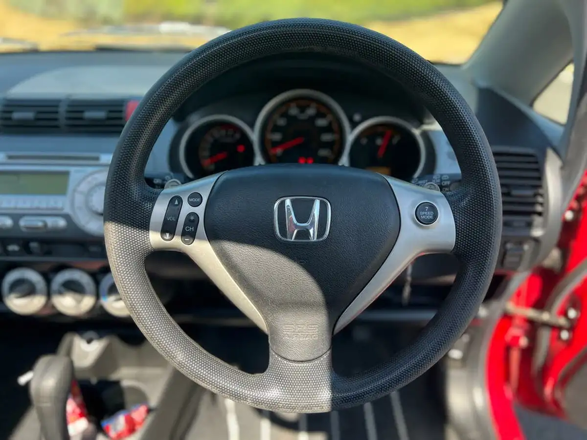 2008-honda-jazz-14-se-cvt-7-big-4