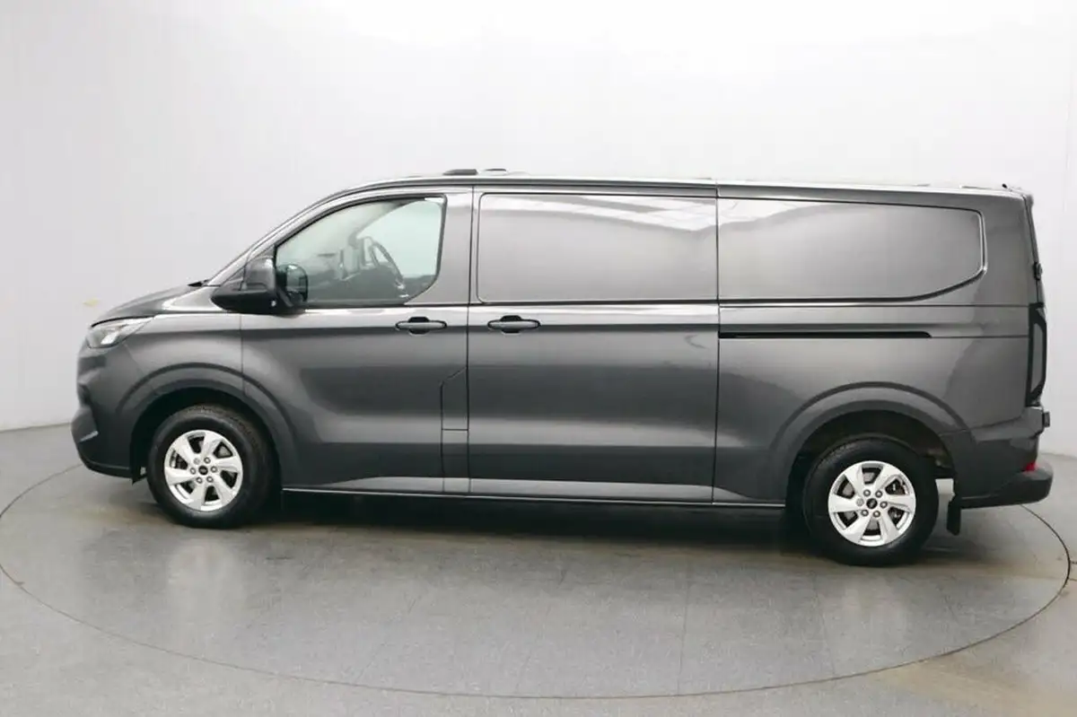 2023-ford-transit-custom-20tdci-320-l2h1-limited-136pseu6e-panel-van-1996cc-auto-big-4