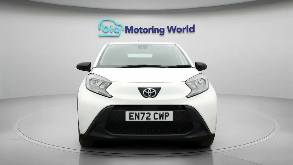 2023-toyota-aygo-x-10-vvt-i-pure-cvt-big-1