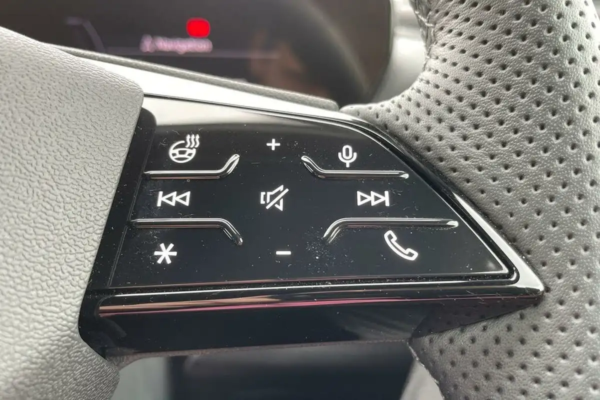 2024-audi-sq6-e-tron-e-edition-1-suv-big-18
