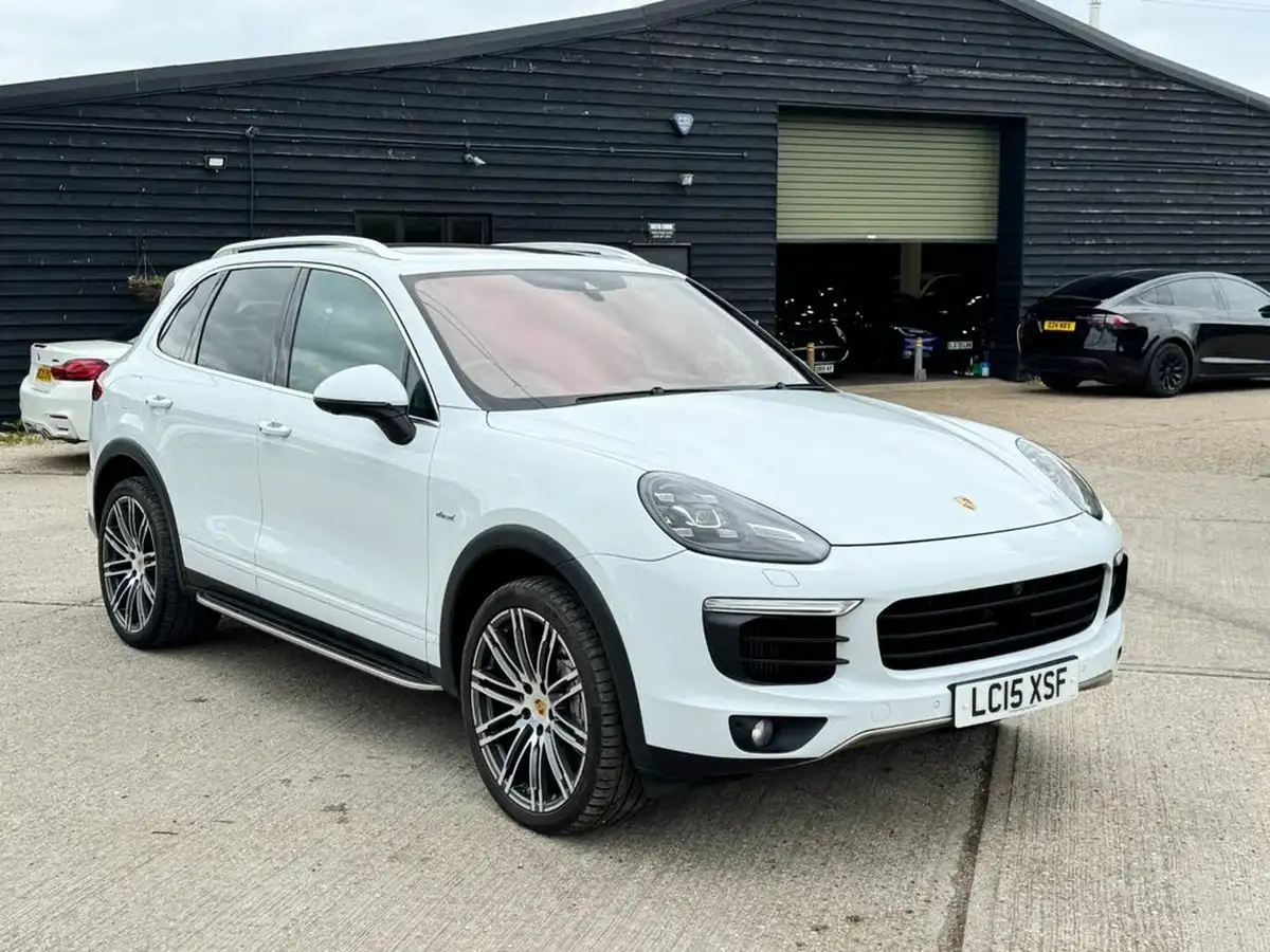 2015-porsche-cayenne-42td-s-big-7