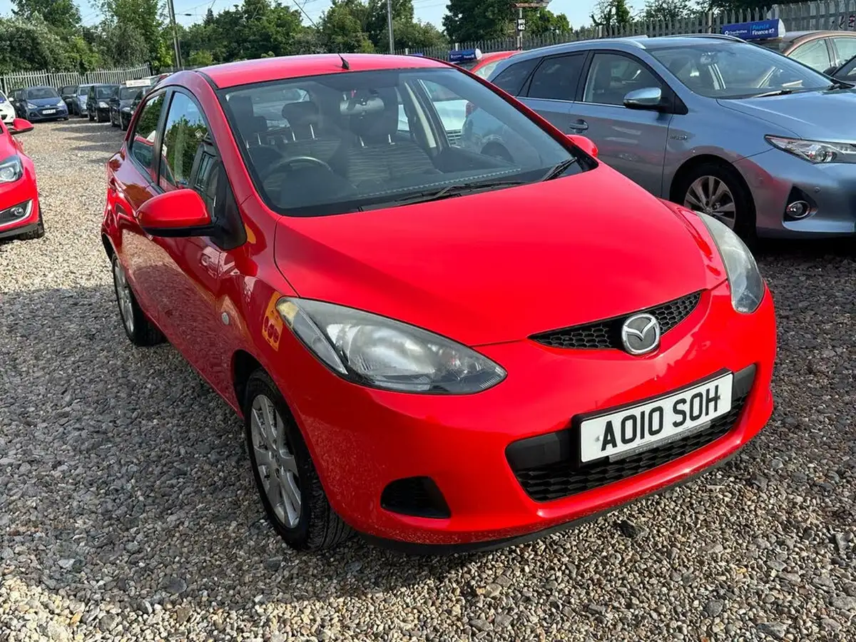 2010-mazda-mazda2-13-ts2-5d-big-17