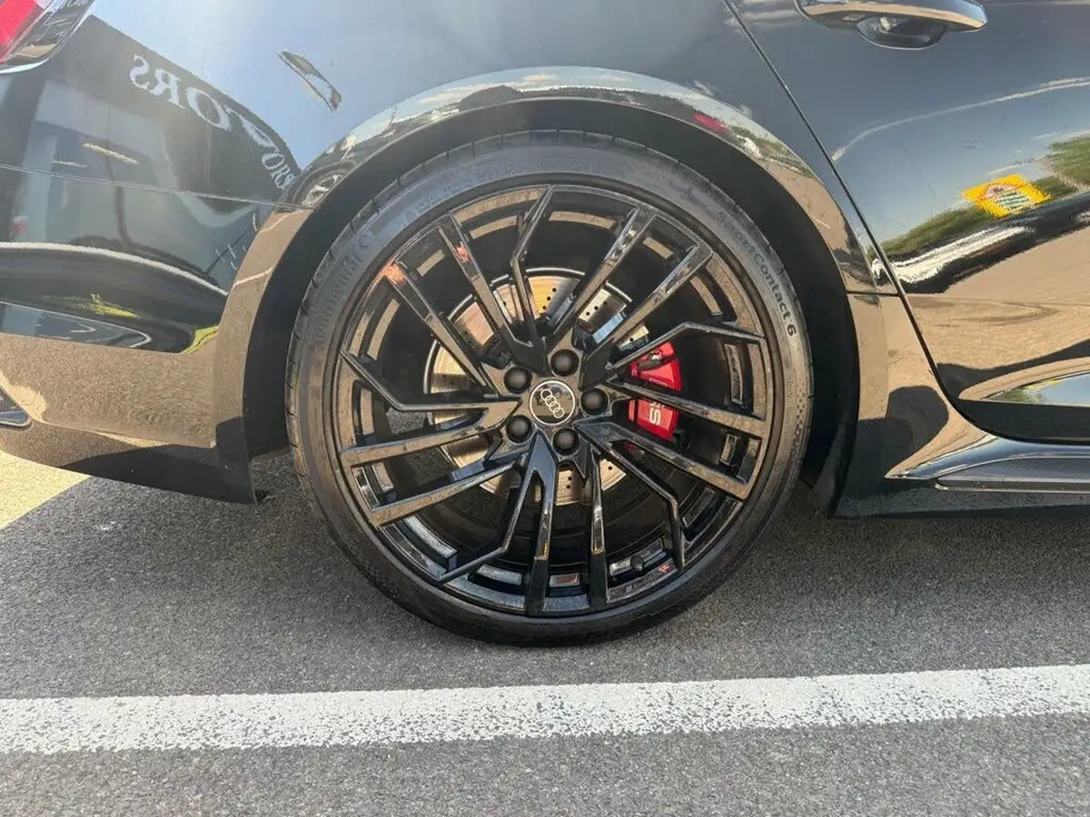 2024-audi-rs4-avant-29-tfsi-carbon-black-big-12