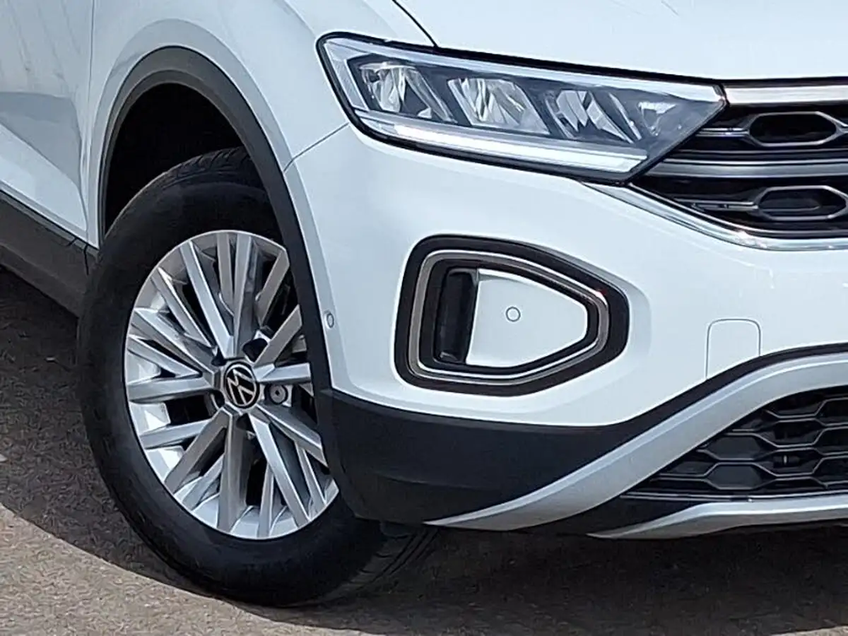 2022-volkswagen-t-roc-10-tsi-life-big-8