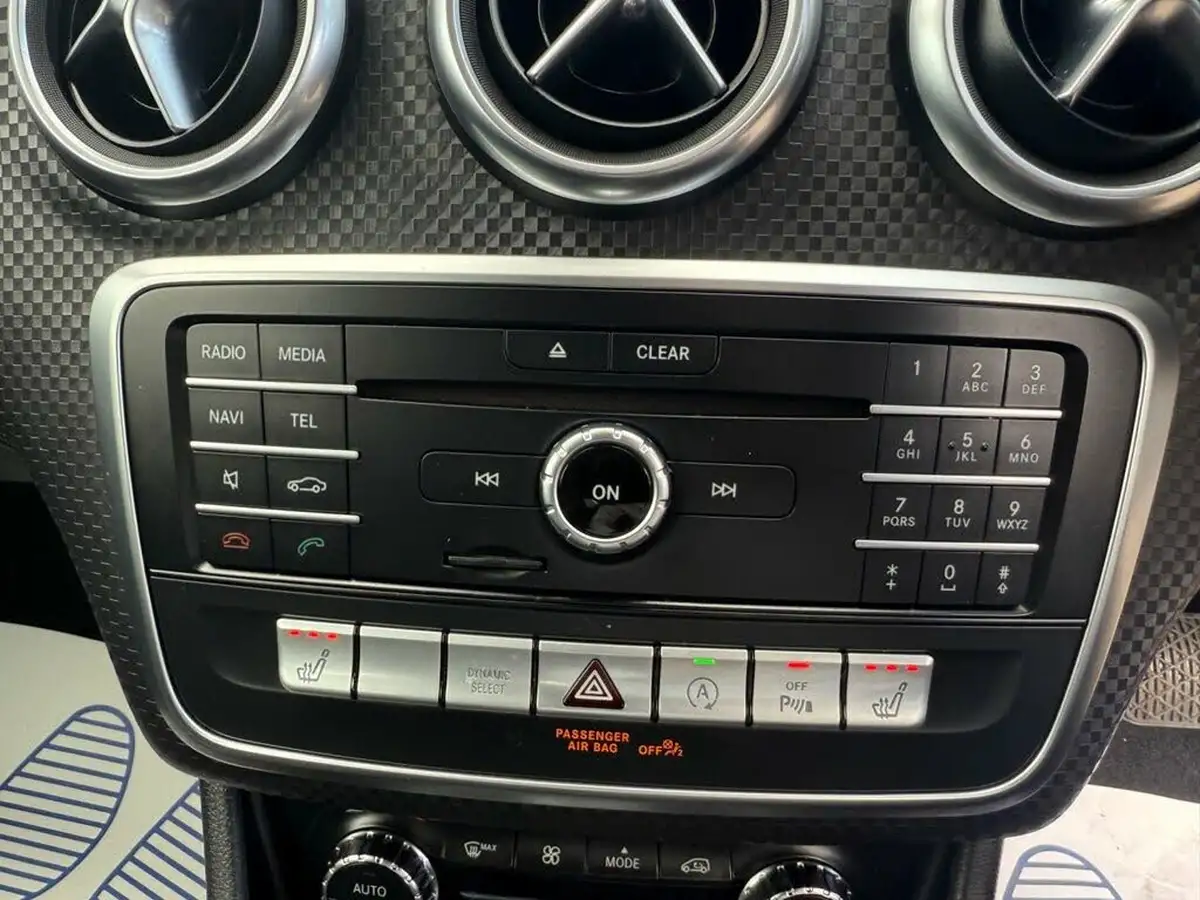 2016-mercedes-benz-a-class-21d-a200d-sport-premiumss-7g-dct-big-59