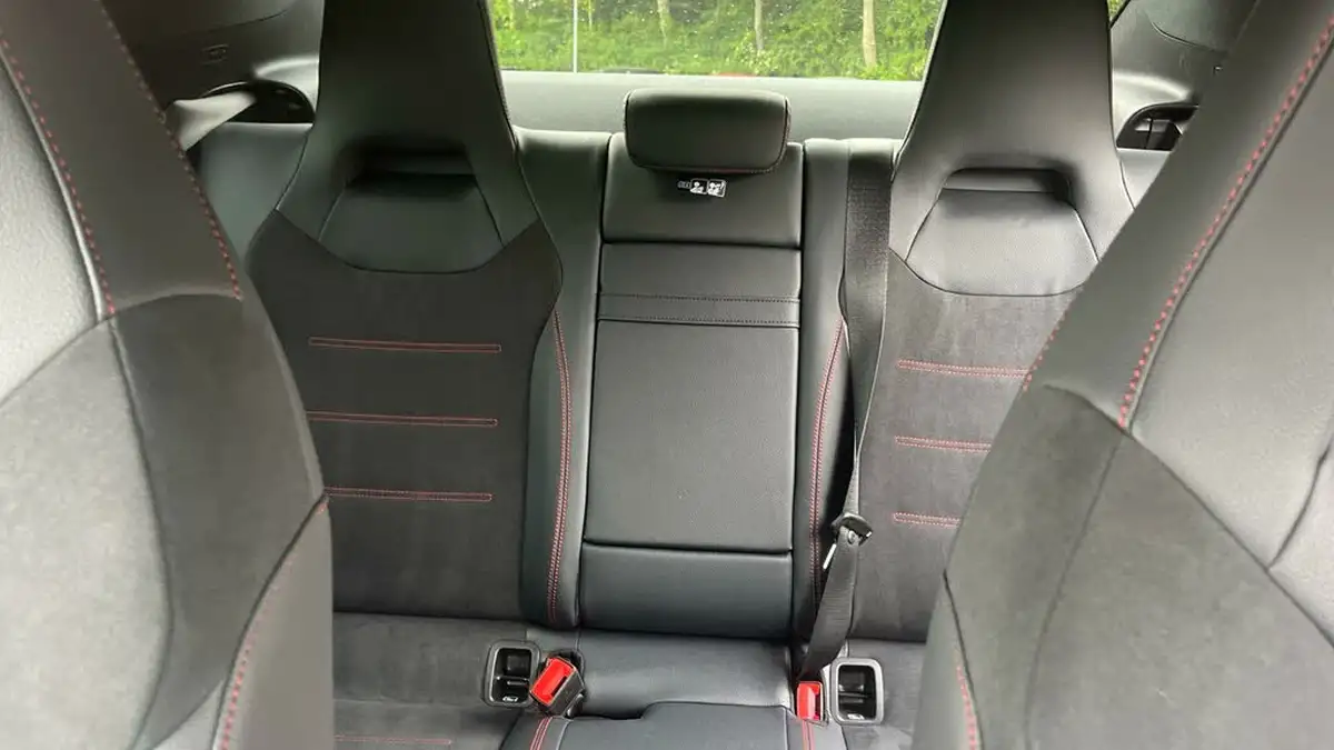 2023-mercedes-benz-cla-13-cla-200-amg-line-premium-coupe-4d-big-20