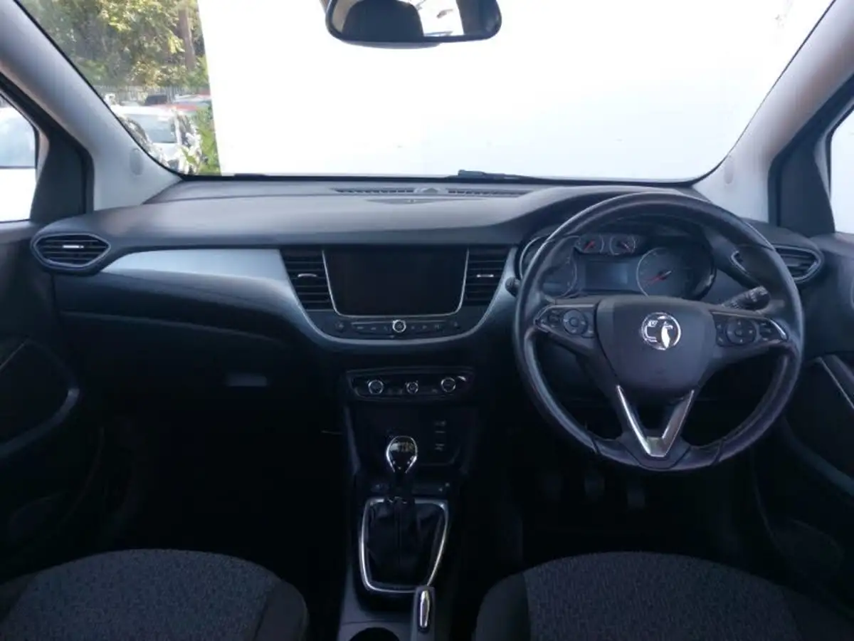 2018-vauxhall-crossland-x-12-se-nav-81ps-big-2