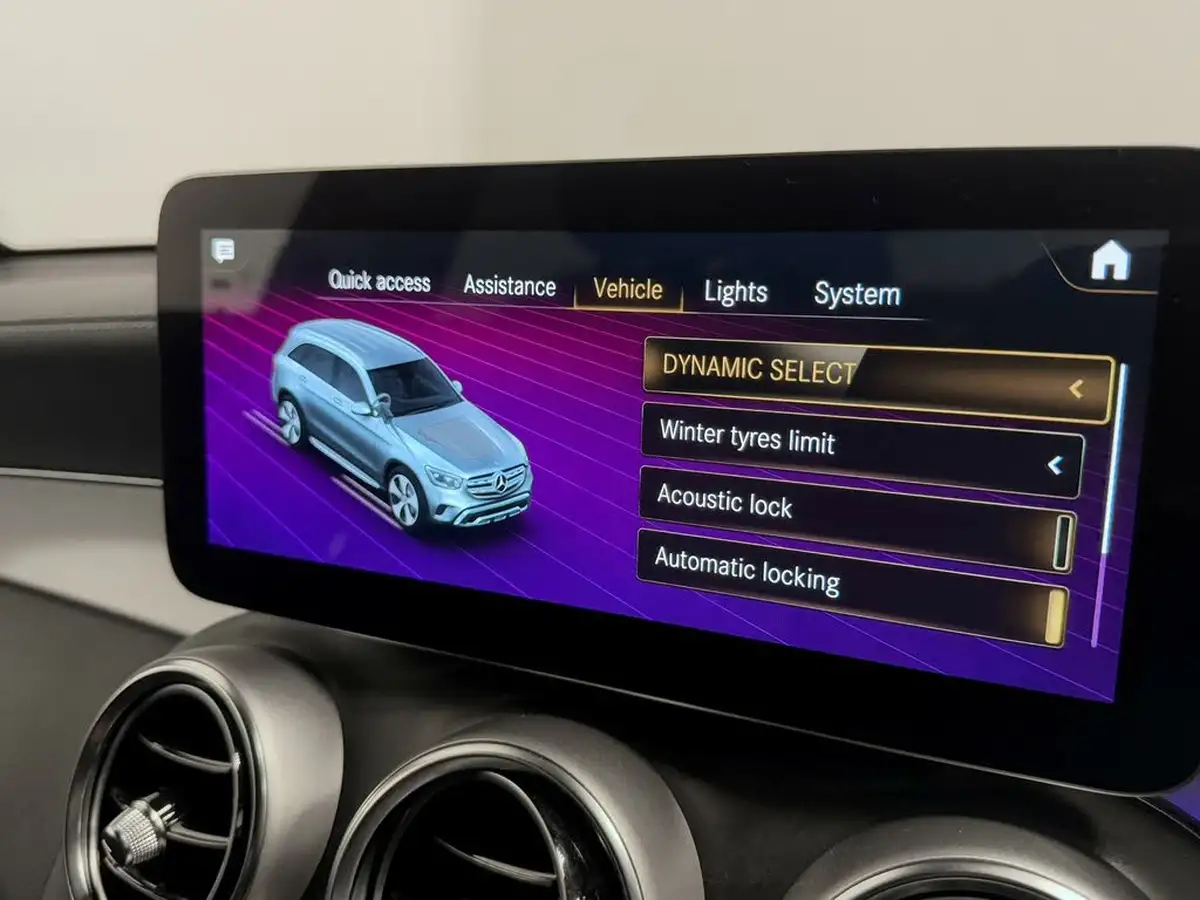 2022-mercedes-benz-glc-class-20d-glc220d-amg-line-premium-195ps-station-wagon-5d-1950cc-4matic-plus-big-56