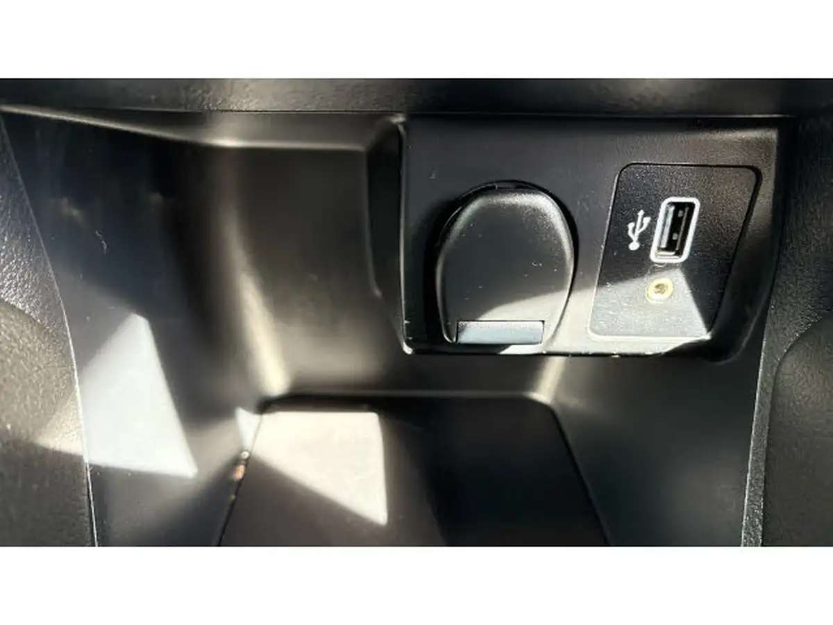 2021-nissan-micra-10-ig-t-acenta-big-31