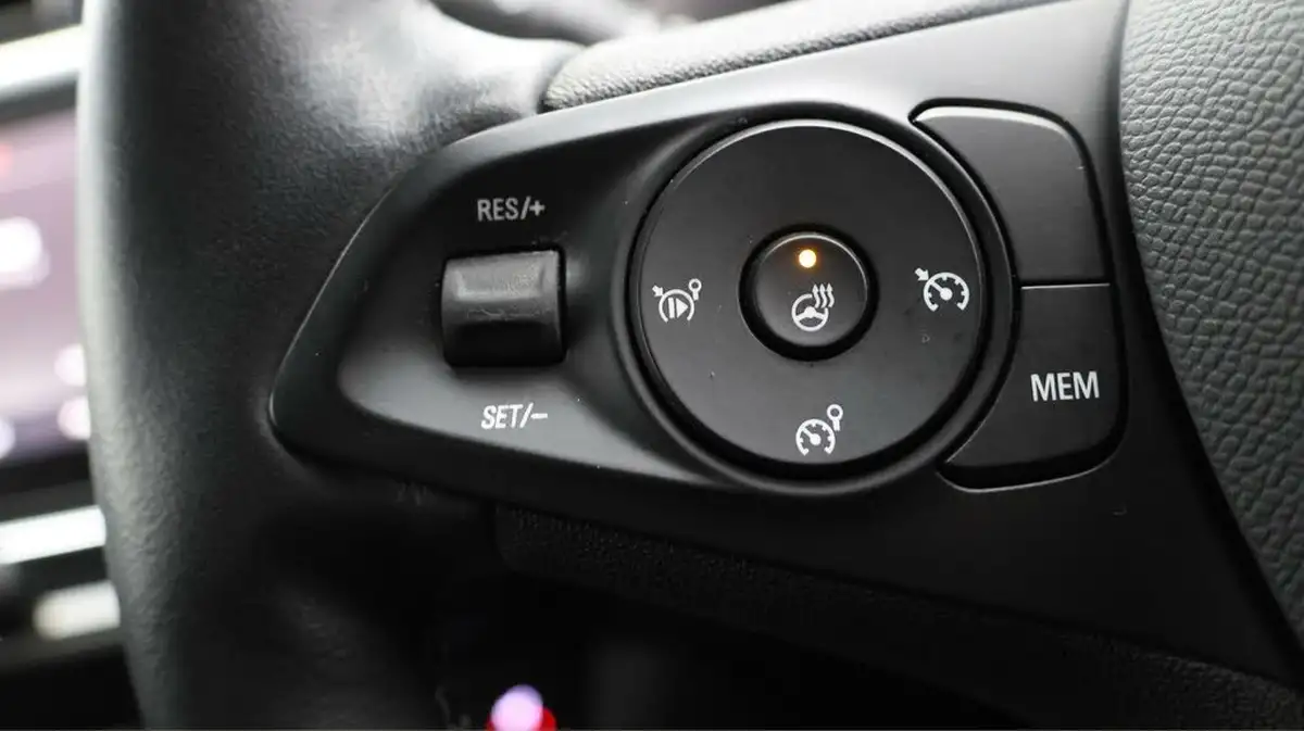 2022-vauxhall-corsa-12i-elite-edition-big-21