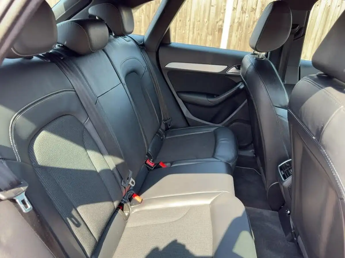 2015-audi-q3-14-s-line-cod-ss-tronic-big-33
