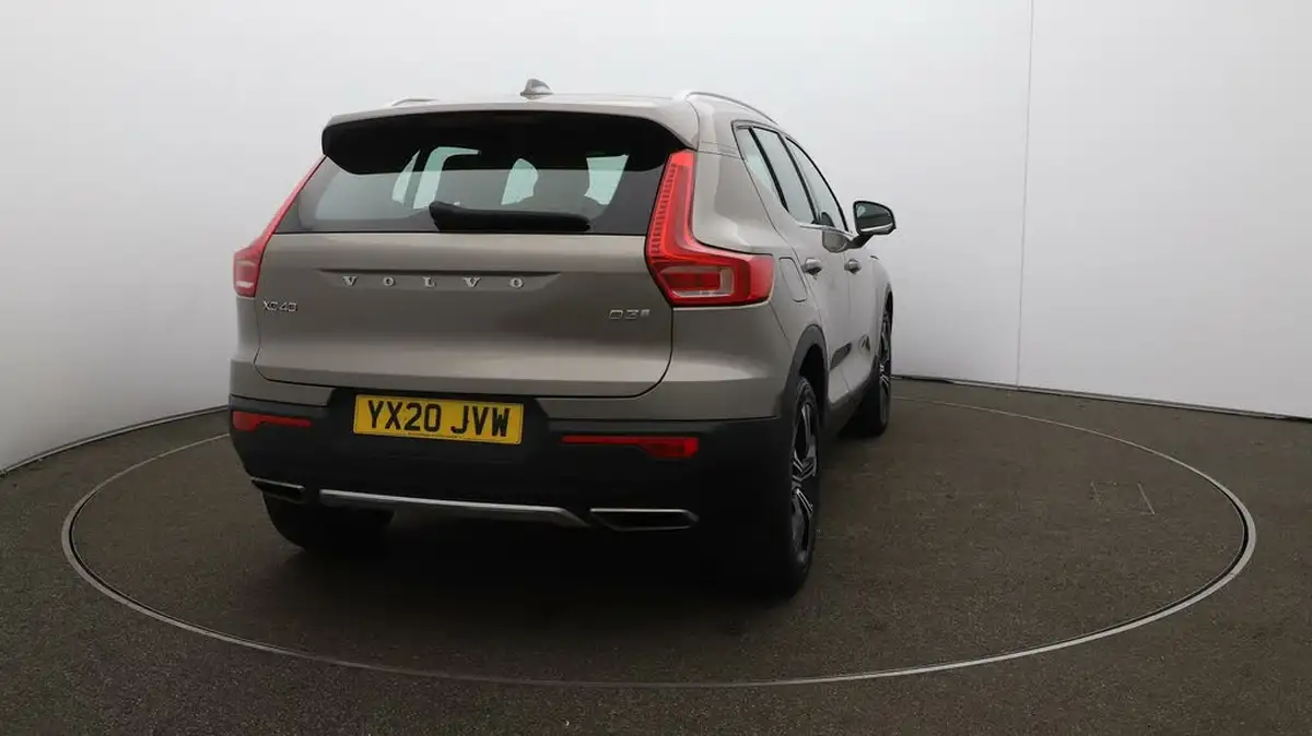 2020-volvo-xc40-20td-d3-inscription-pro-big-51