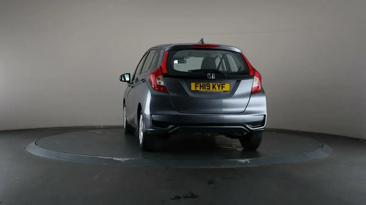 2019-honda-jazz-13-i-vtec-s-big-41