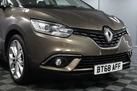 2018-renault-grand-scenic-13-tce-iconic-small-23