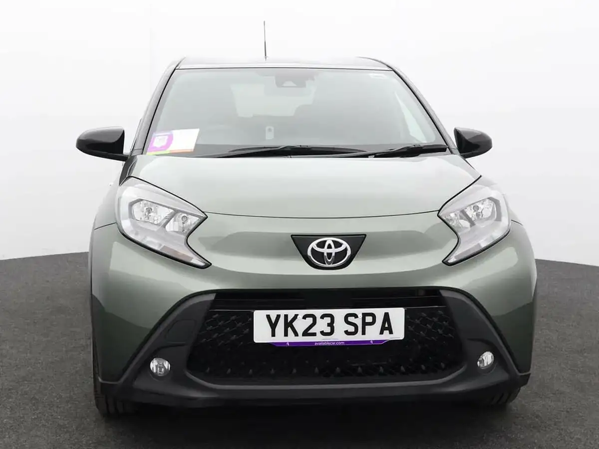 2023-toyota-aygo-x-10-vvt-i-edge-big-1