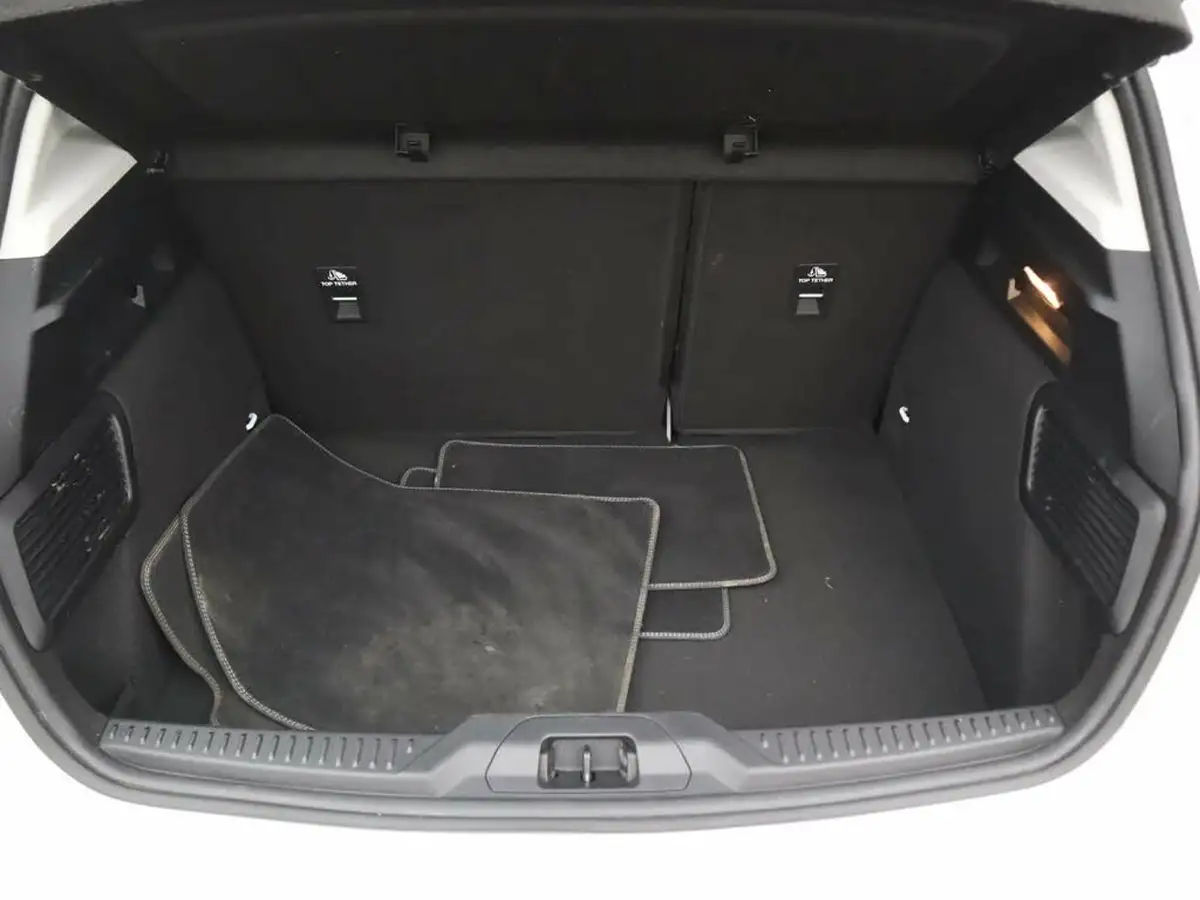 2021-ford-focus-10t-titanium-x-edition-125ps-hatchback-big-6