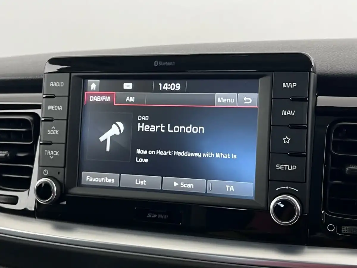 2019-kia-stonic-10-t-gdi-3-big-24
