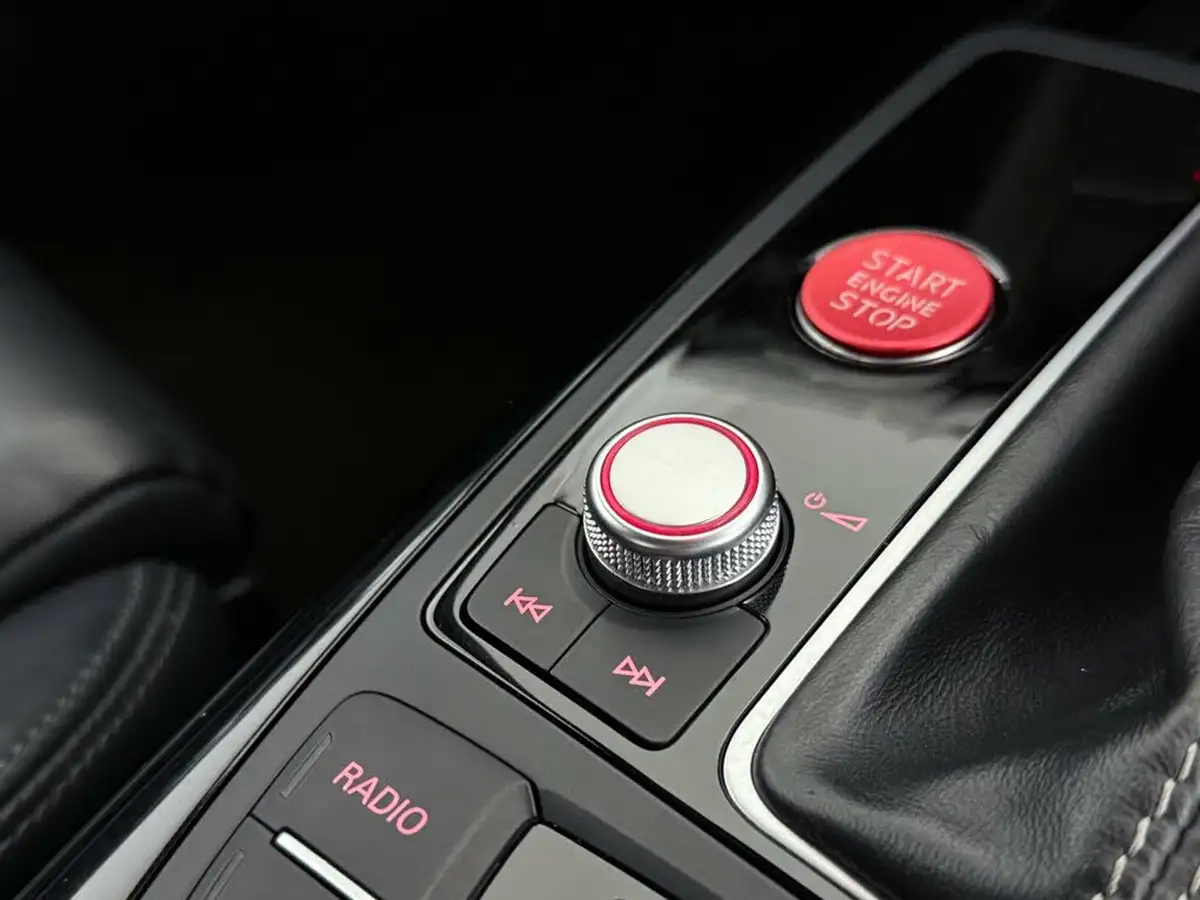 2016-audi-a6-saloon-20-tdi-quattro-black-edition-big-43